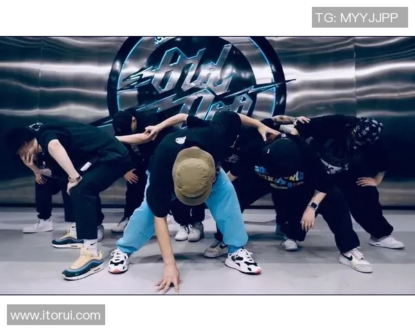 武汉街舞队的速度魅力探索与文化传承之旅 武汉街舞队的速度魅力探索与文化传承之旅